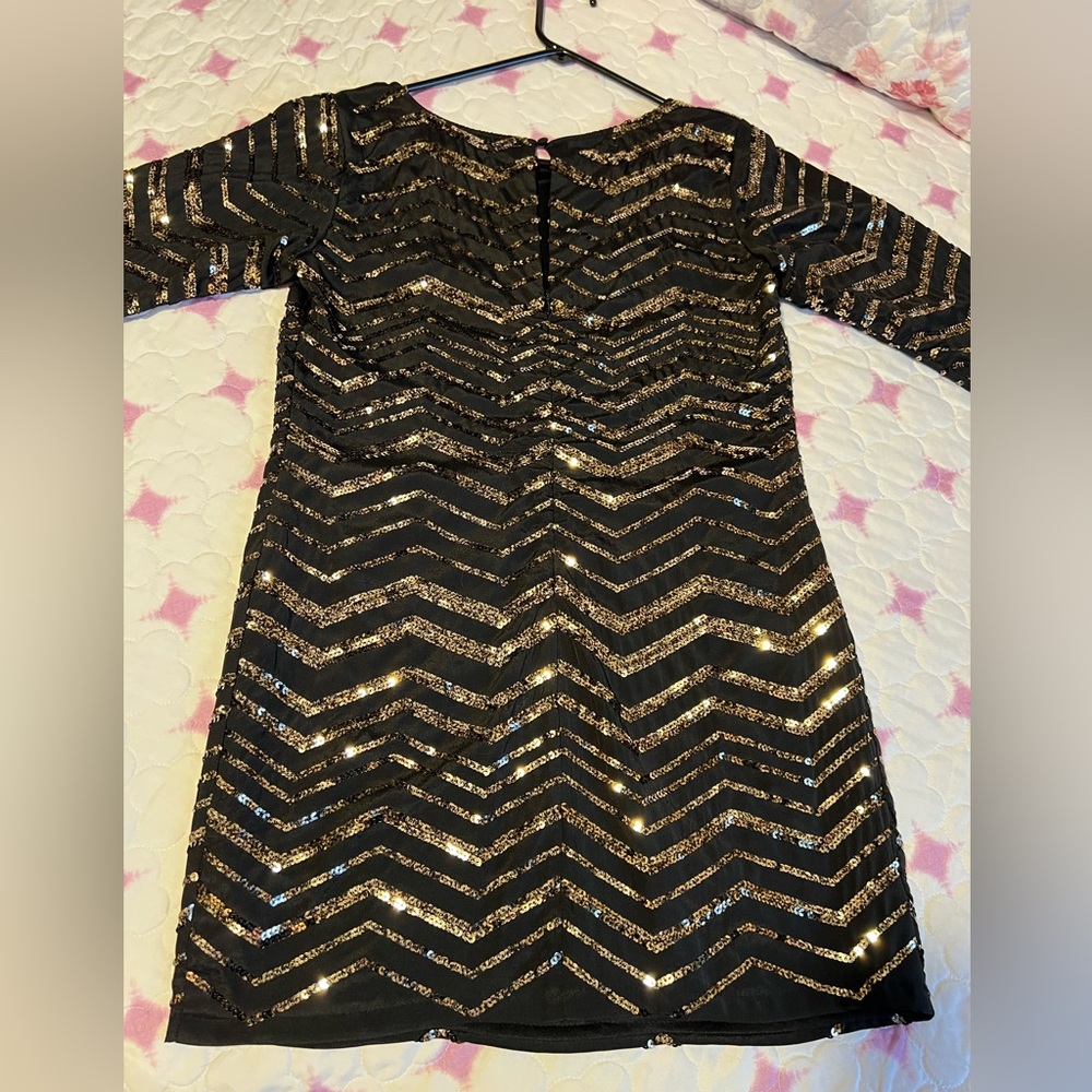 Mustard Seed Black and Gold Chevron Dazzling Sequin Mini Dress Women’s Small